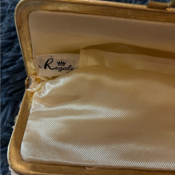 La Regale vintage beaded clutch purse - Picture 3 of 4